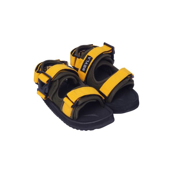 sandal gunung anak Davion Yellow Army
