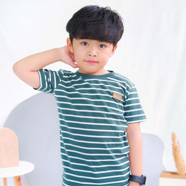 Kaos anak stripe garis hijau