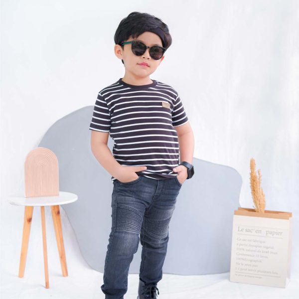 Kaos anak stripe garis hitam