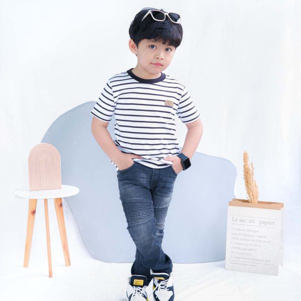 Kaos anak stripe garis putih