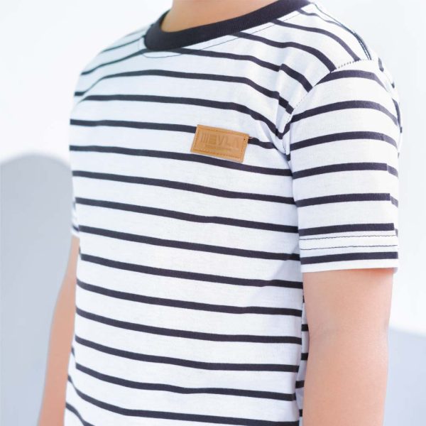 Kaos anak stripe garis putih