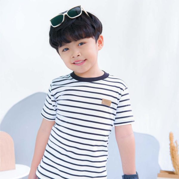 Kaos anak stripe garis putih